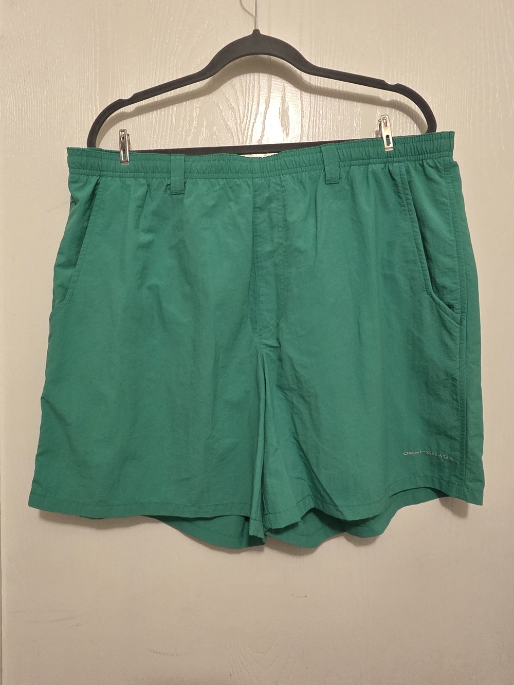 Columbia Green Athletic Shorts with Elastic Waistband